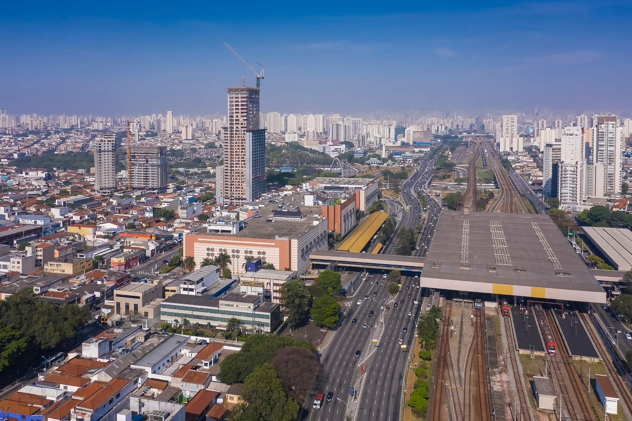 Aerial view of Avenida Radial Leste, Tatuapé train and subway station, in the district of Tatuapé, in the eastern region of the city of Sao Paulo, Brazil